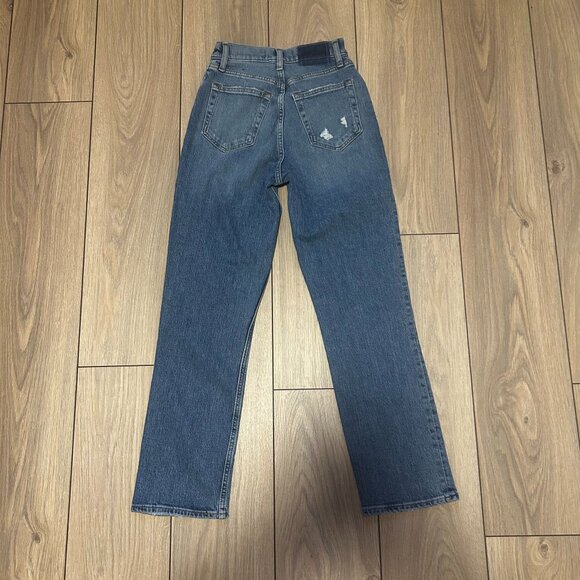 Abercrombie 90s Straight Ultra High Rise Curve Love - Picture 2 of 2